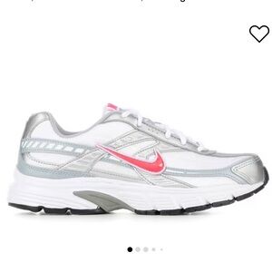 Nike Women's Initiator Sneaker